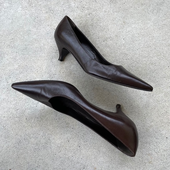 Fendi Dark Brown Leather Kitten Heel Pointed Toe Pumps - Size 35.5 - Picture 11 of 11